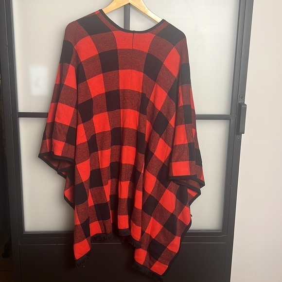 Kensie Red & Black Buffalo Check Shawl Poncho - Picture 5 of 6